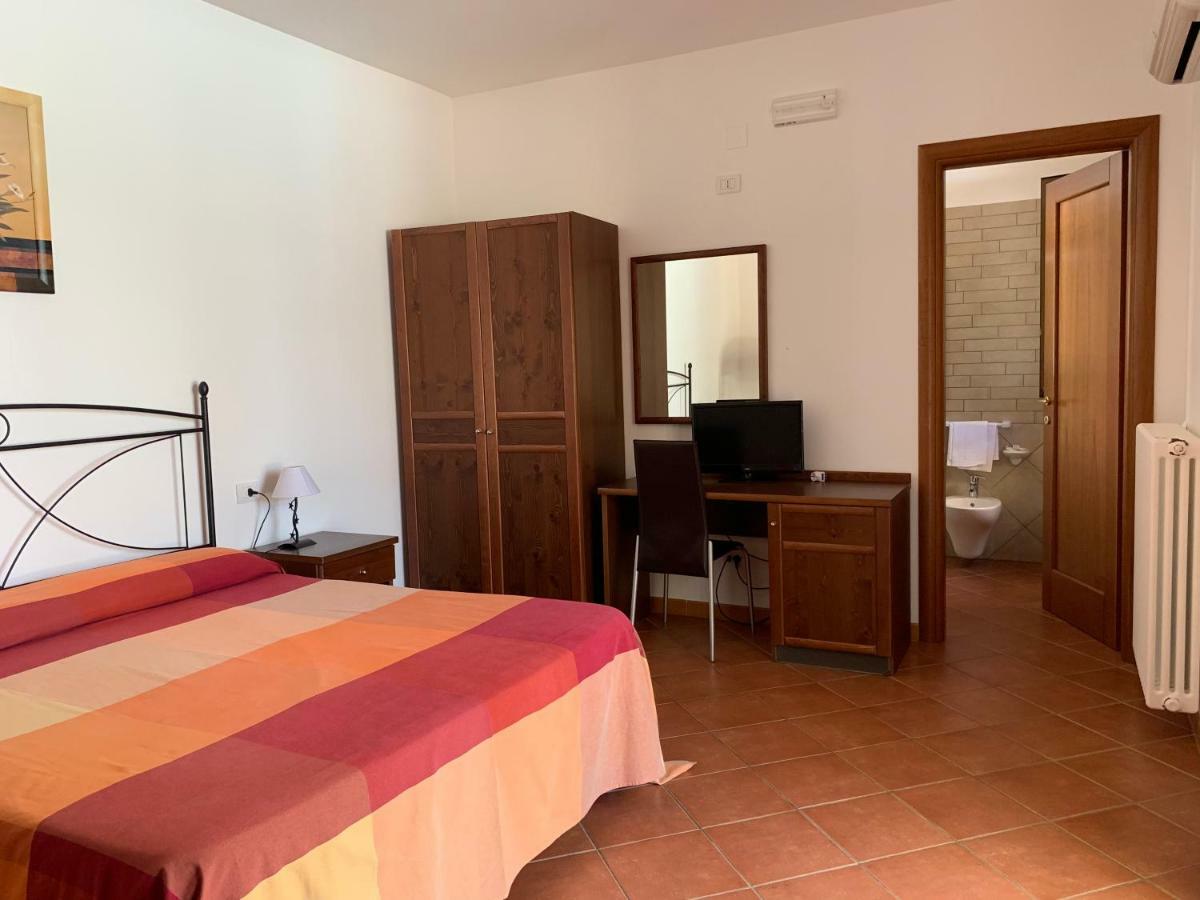 Parco Dei Limoni Guest House Peschici Luaran gambar
