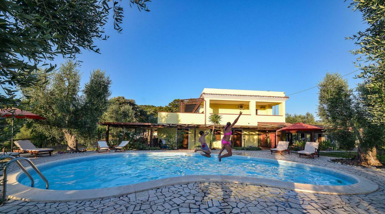 Parco Dei Limoni Guest House Peschici Luaran gambar